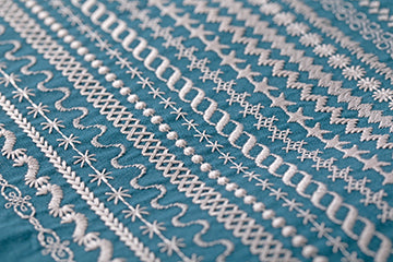 PFAFF expression 710 Sewing Machine