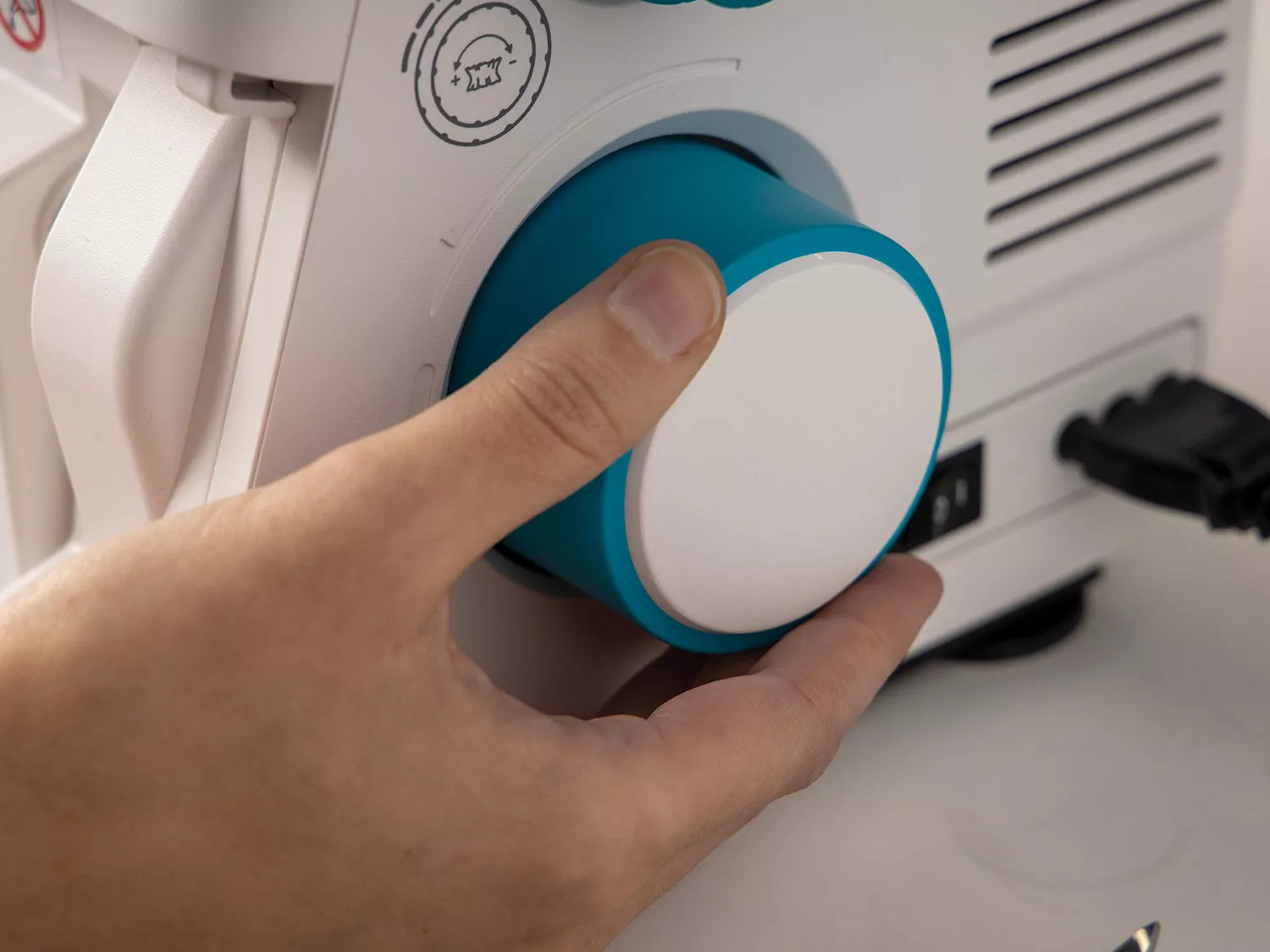 PFAFF admire air 5000 Overlock Machine