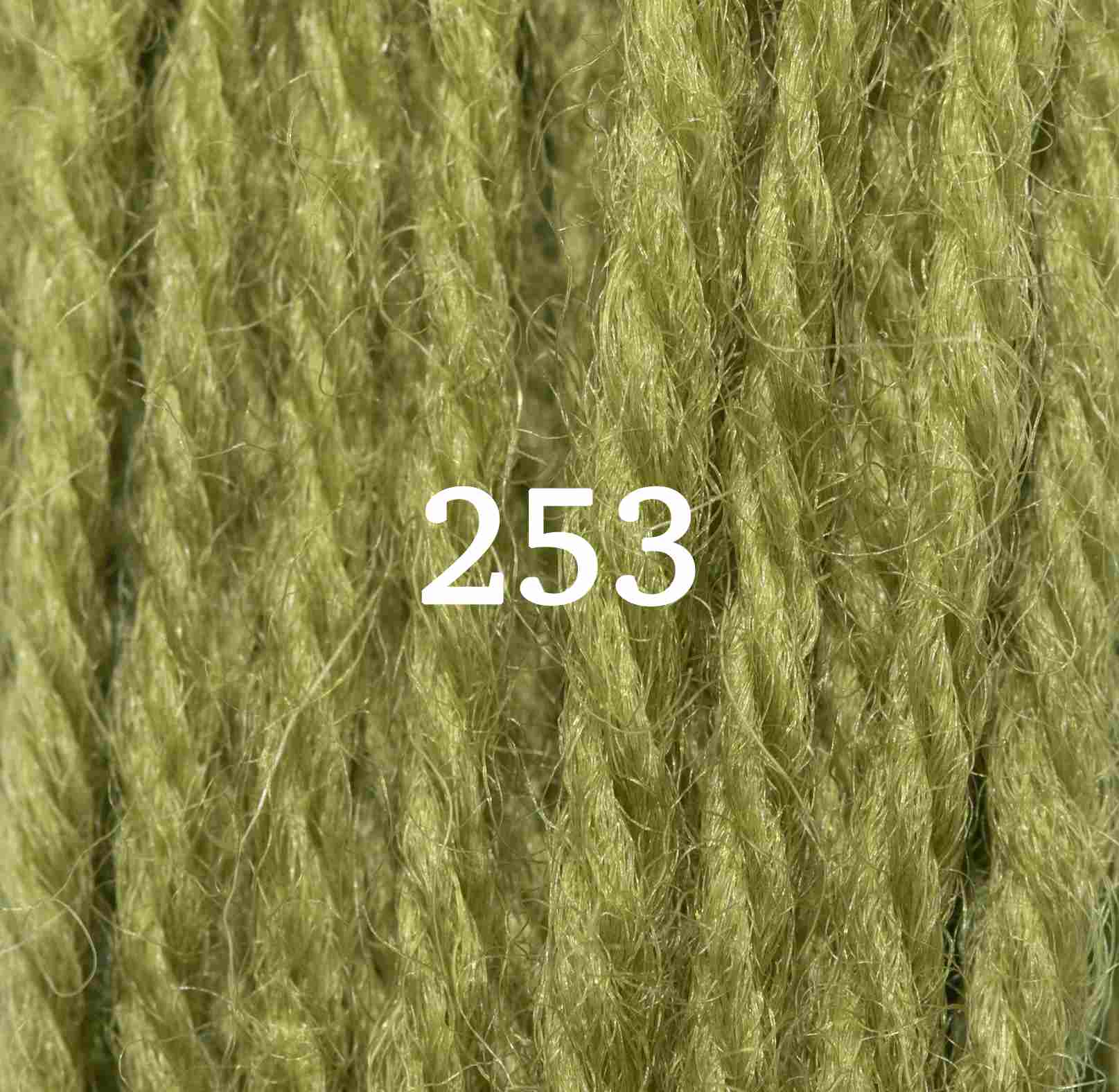 Appletons Crewel Wool 104 - 352