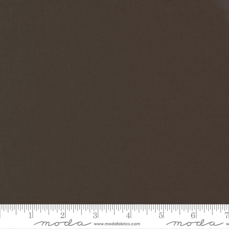 Bella Solids - Walnut 9900 315 Moda
